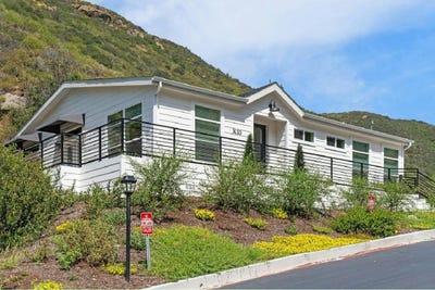 /international/us/30802-s-coast-highway-laguna-beach-ca-110091777999/