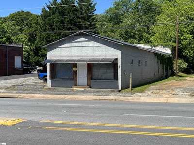/international/us/3037-geer-highway-marietta-sc-110099639505/
