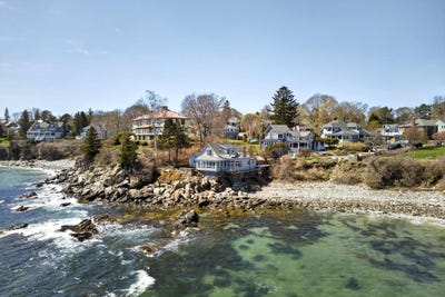 /international/us/2-drew-road-south-portland-me-110105225349/