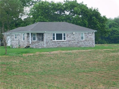 /international/us/8960-turkey-farm-road-nw-new-salisbury-in-110108712083/