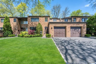 /international/us/25-windsor-gate-drive-north-hills-ny-110107830996/