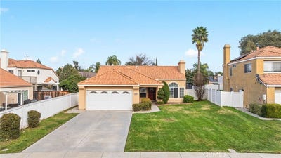 /international/us/30136-via-amante-menifee-ca-110105221951/
