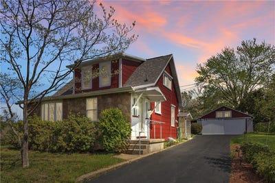 /international/us/208-center-st-new-brighton-pa-110107660327/