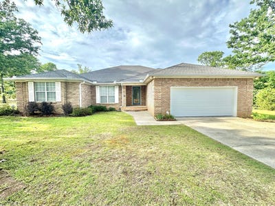 /international/us/683-yosemite-pkwy-prattville-al-110108278805/