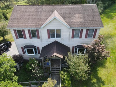 /international/us/21-county-road-164-jeffersonville-ny-110102467506/