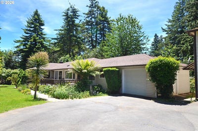/international/us/925-7th-st-brookings-or-110106587932/