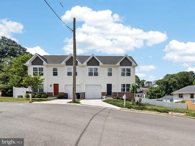/international/us/4831-gunther-street-capitol-heights-md-110108026145/