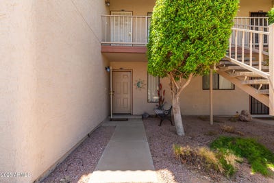 /international/us/205-n-74th-street-mesa-az-110101477202/