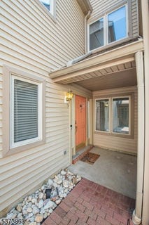 /international/us/66-sunrise-dr-hanover-twp-nj-110101258941/