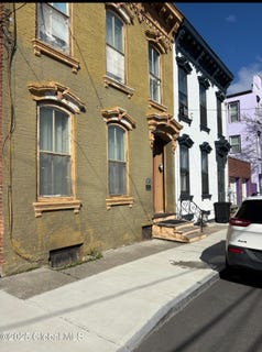 /international/us/3-osborne-street-albany-ny-110099065904/