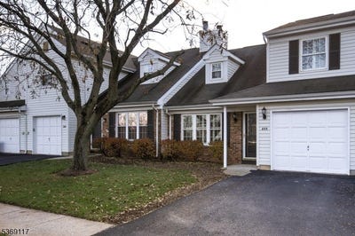 /international/us/277-edgeware-ct-franklin-twp-nj-110100631403/