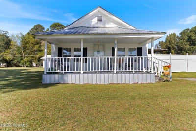 /international/us/410-elizabethtown-road-bladenboro-nc-110103625450/