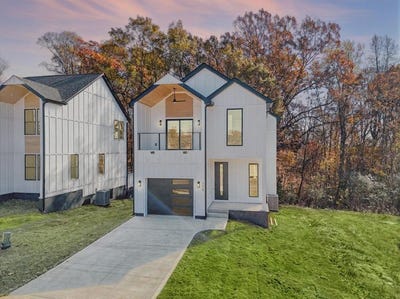 /international/us/128-lyman-avenue-duncan-sc-110107403641/