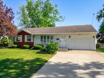 /international/us/1920-fairview-drive-beloit-wi-110108341029/