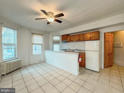 /international/us/100-w-main-street-millville-nj-110107764215/