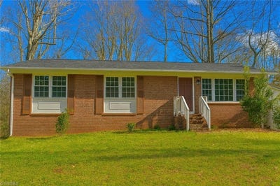 /international/us/310-foxcroft-drive-winston-salem-nc-110104636774/