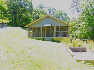 /international/us/895-w-schmitt-road-rossville-ga-110099817334/
