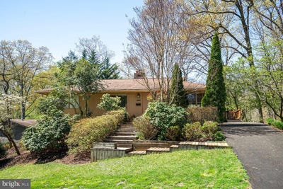 /international/us/4024-iva-lane-annandale-va-110098668889/