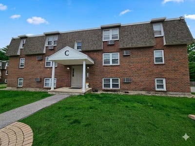 /international/us/870-haverhill-st-rowley-ma-110108057973/