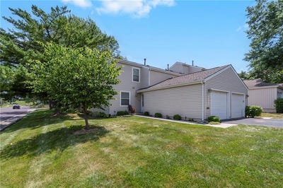/international/us/8598-w-108-place-overland-park-ks-110100511860/