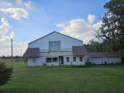 /international/us/15-w-prospect-street-aurora-mo-110101162463/