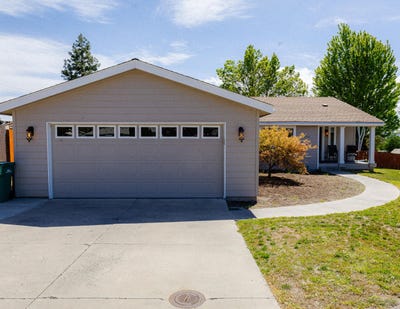 /international/us/2116-ashley-court-klamath-falls-or-110108140251/