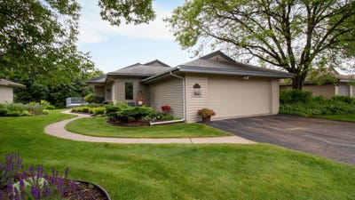 /international/us/1235-easthill-drive-wausau-wi-110109009255/