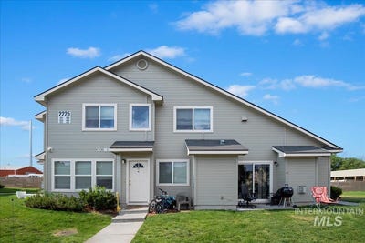 /international/us/2225-s-lexis-ln-nampa-id-110101012843/