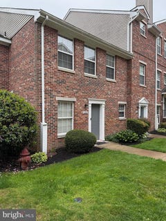/international/us/1561-washington-court-mays-landing-nj-110108417712/