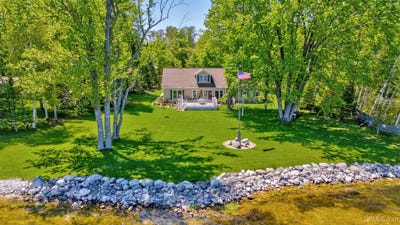/international/us/w19105-diller-road-germfask-mi-110108543590/