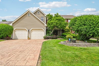 /international/us/214-carmelhead-lane-schaumburg-il-110108360108/