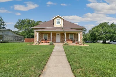 /international/us/115-d-street-whitesboro-tx-110100674782/
