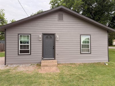 /international/us/510-n-pacific-avenue-iowa-park-tx-110107859665/