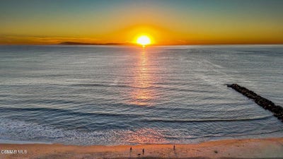 /international/us/2460-haley-point-drive-ventura-ca-110106141655/