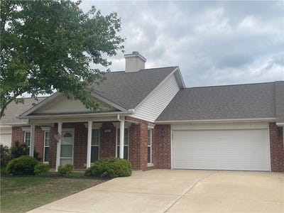 /international/us/746-embassy-parkway-mountain-home-ar-110107542390/