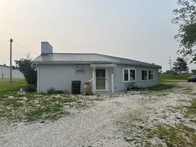 /international/us/309-e-first-street-greentop-mo-110099911181/