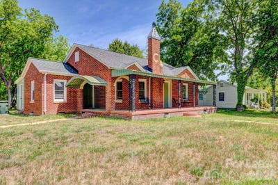 /international/us/1006-delview-road-cherryville-nc-110107941013/