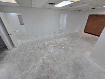 /international/us/7800-w-oakland-park-boulevard-fort-lauderdale-fl-110107348260/
