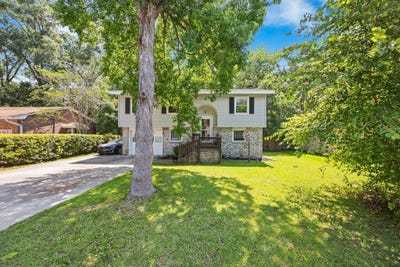 /international/us/124-englewood-road-goose-creek-sc-110100677566/