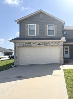 /international/us/2090-summerfield-lane-bourbonnais-il-110109164292/