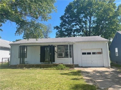 /international/us/1901-w-7th-street-coffeyville-ks-110101219545/?lang=en