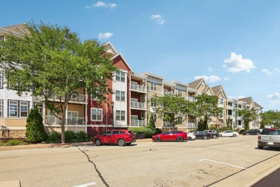 /international/us/1335-11th-ave-grafton-wi-110101310932/