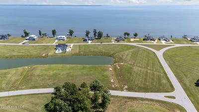 /international/us/102-majestic-circle-lot-70-merry-hill-nc-110103652112/