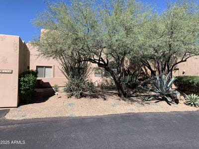 /international/us/38065-n-cave-creek-road-cave-creek-az-110102696137/