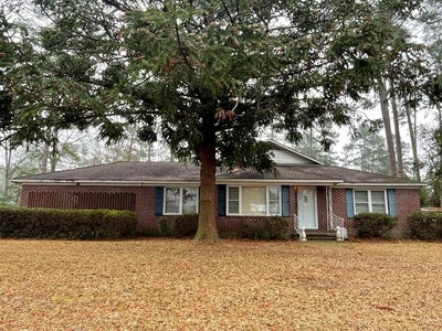 /international/us/129-e-brumby-street-reidsville-ga-110106200976/