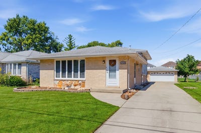 /international/us/6740-w-92nd-street-oak-lawn-il-110120045172/