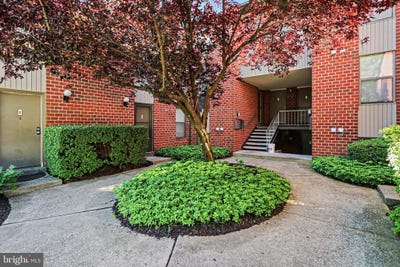 /international/us/1210-e-hampton-hill-court-harrisburg-pa-110106528317/