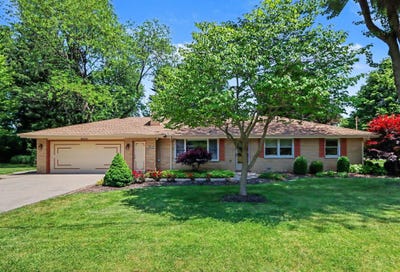 /international/us/7723-yorktown-street-richland-mi-110108574154/