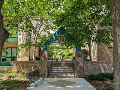 /international/us/7614-york-avenue-s-edina-mn-110108498355/