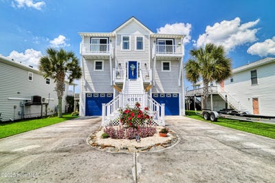 /international/us/4061-4th-street-surf-city-nc-110100517684/